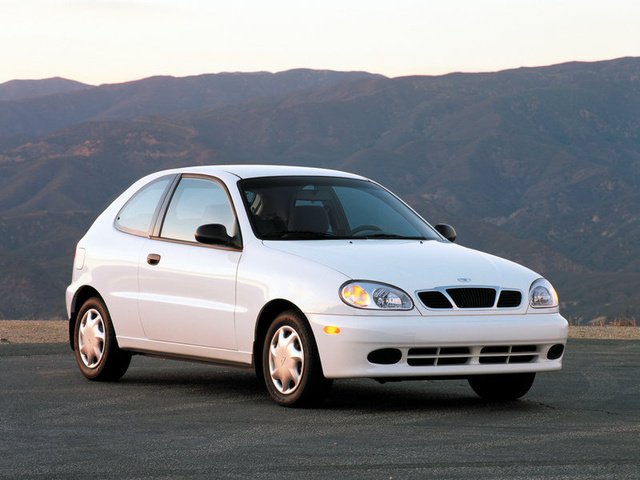 Daewoo Lanos 3-door (1997–2000)