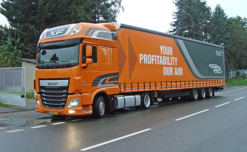 DAF XF 460 FT Low Deck