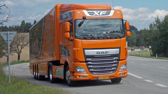 DAF XF 440: Jedenáct litrů