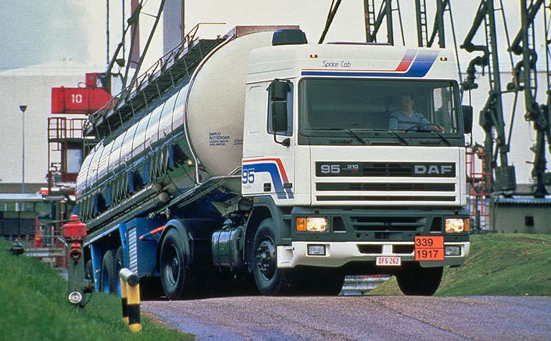 DAF 95 (1987)