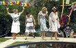 Dagmar Havlová jako Vlastička v komedii Dědictví aneb Kurvahošigutntag Dagmar Havlová jako Vlastička v komedii Dědictví aneb Kurvahošigutntag