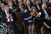 Zemanovou přejmenovala Pekarová na „Ivu“. Pavel: „10 let první dáma moc vidět nebyla“