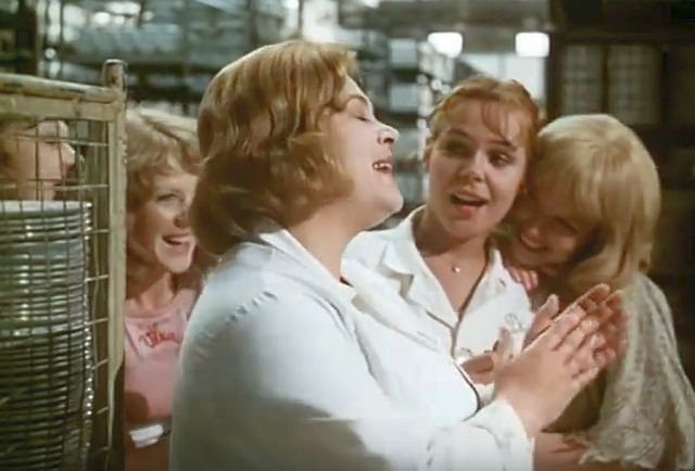 1974 - Dagmar Havlová ve filmu Juraje Herze Holky z porcelánu