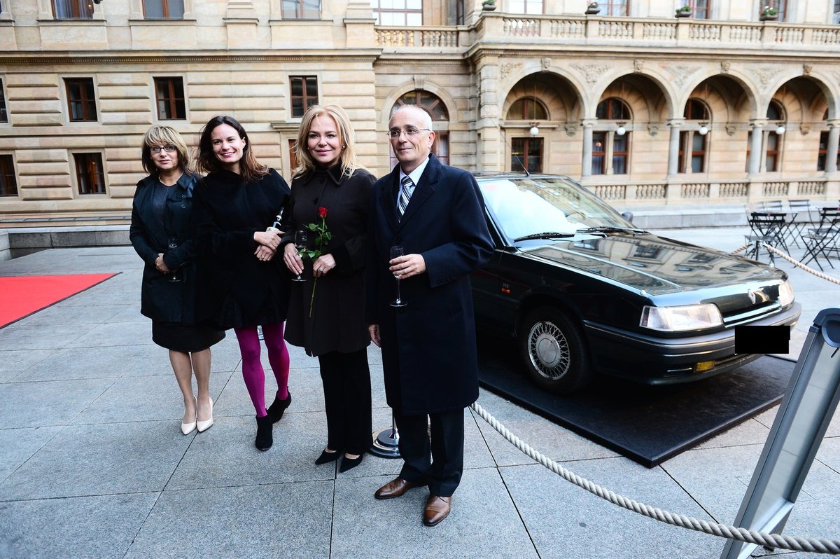 Primátorka Adriana Krnáčová,  Producentka Eliška Kaplicky, Dagmar Havlová a  Ředitel ND Jan Burian.