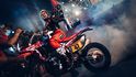 O nejlepší snímky Dakarské rallye svádějí fotografové tvrdý boj. O nejlepší snímky Dakarské rallye svádějí fotografové tvrdý boj.