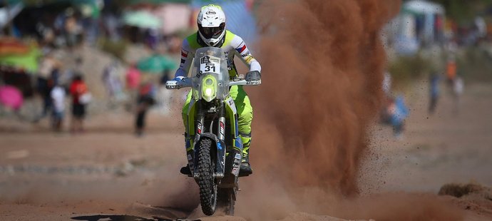 Motocyklový jezdec Ondřej Klymčiw si při nehodě v 9. etapě Rallye Dakar zlomil nohu
