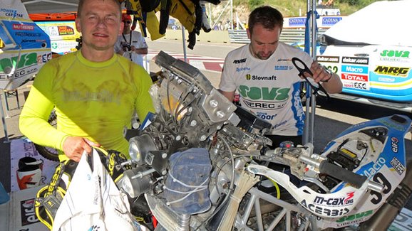 Dakar 2014: 1. etapa – Loprais druhý, Macháček s problémy