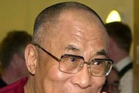 Dalajlama (73) varuje lidstvo před sexem!