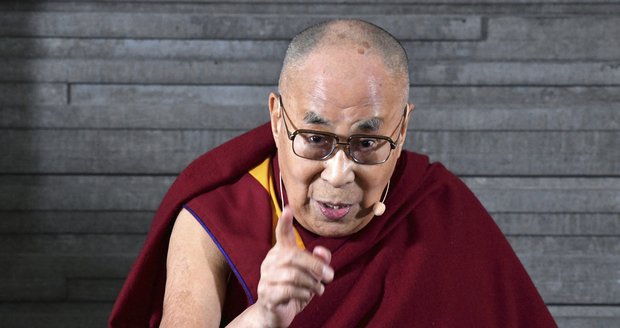 „Evropa patří Evropanům,“ řekl Dalajláma a vyzval uprchlíky, aby se vrátili do svých zemí