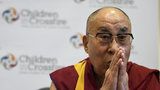 Strach o dalajlamův (83) život: Duchovní vůdce skončil v nemocnici