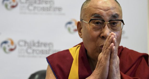 Dalajláma prosí Evropu: Vracejte uprchlíky, jinak se stanete muslimskou baštou