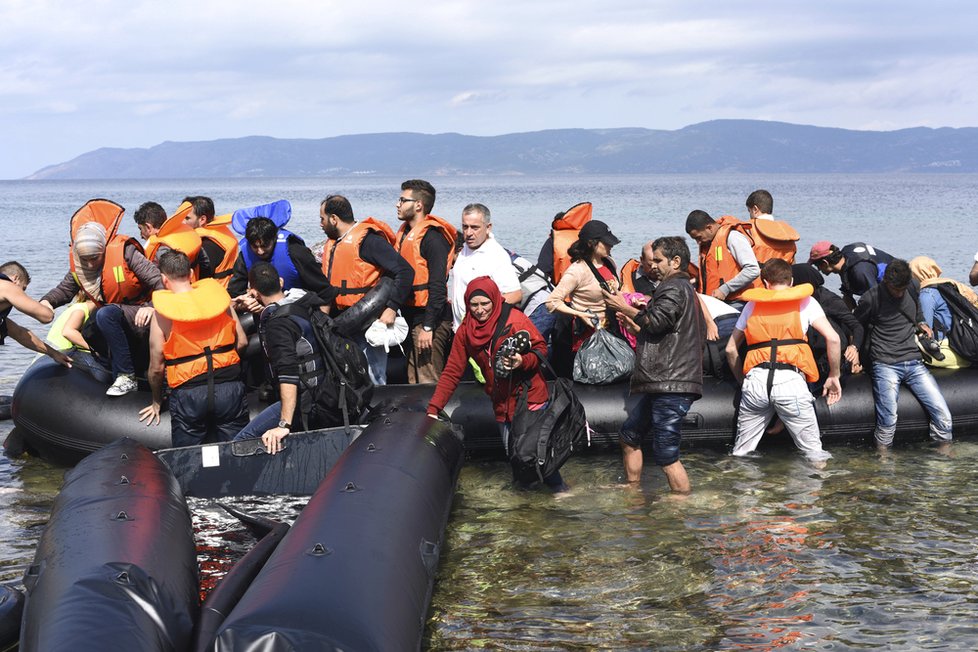 Dalajláma o imigrantech: Evropa přijala příliš mnoho uprchlíků.