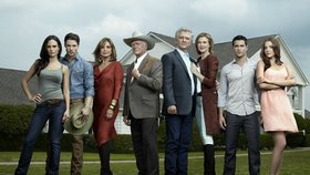 Nová série seriálu Dallas u českých diváků pohořel