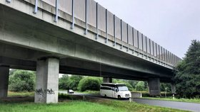 Na dálnici D1 na Novojičínsku se v pátek začne opravovat most na hranici obcí Velké Albrechtice a Bravantice.
