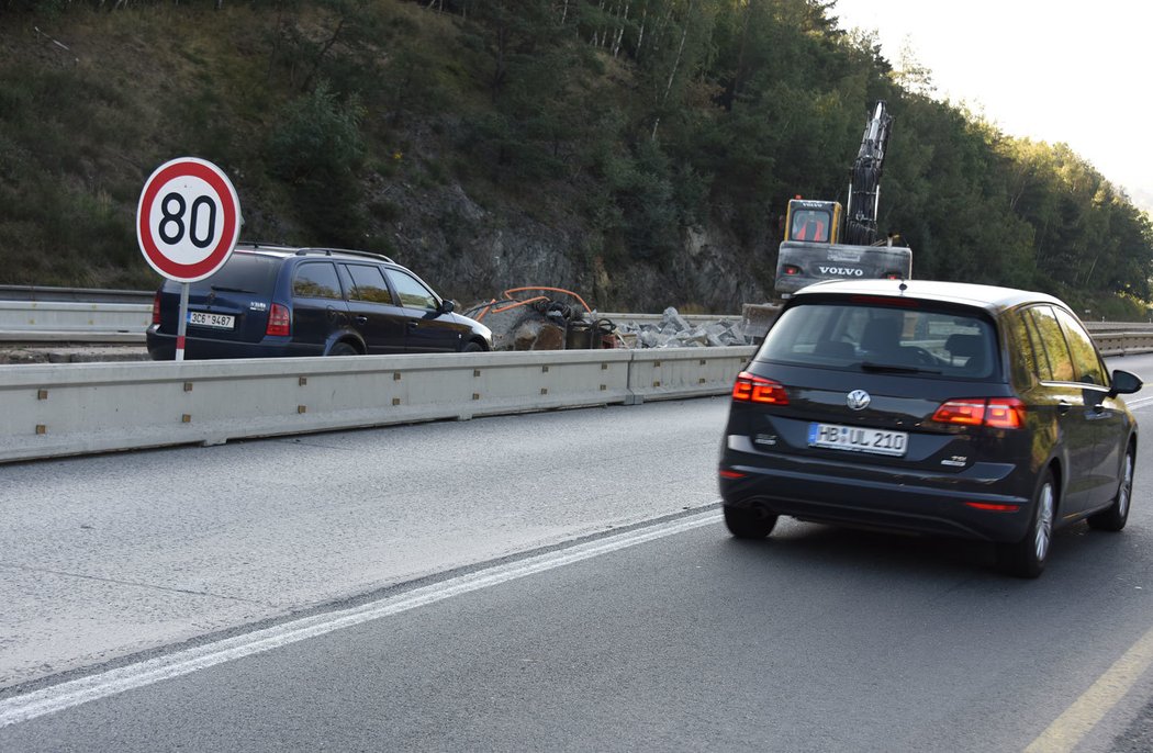 Jak se na D1 o víkendech (ne)pracuje