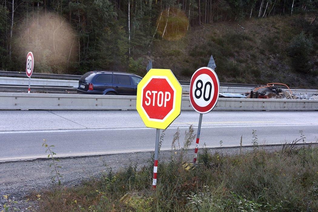 Jak se na D1 o víkendech (ne)pracuje