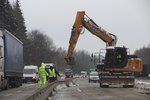 „Pekelná" dálnice D1: Kvůli zúžení se znovu zastavila doprava (19. 12. 2018)