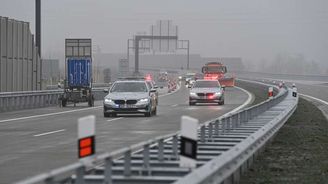 Dálnice D1 je po 58 letech konečně kompletní. Z Prahy vede až do Polska Dálnice D1 je po 58 letech konečně kompletní. Z Prahy vede až do Polska