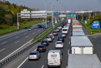 Komplikace na D1 u Prahy: Práce na novém mostě se zpozdily