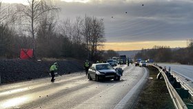 Hromadná dopravní nehoda na dálnici D10