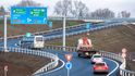 Nově otevřený úsek dálnice D11 mezi Hradcem Králové a Jaroměří