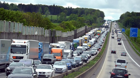 Dálniční známky v Německu budou i v týdenní či měsíční variantě