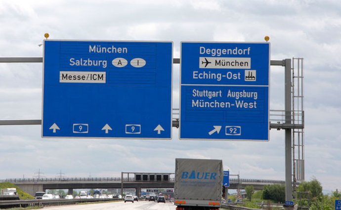 Německá veřejnost kritizuje plány na dálniční mýtné