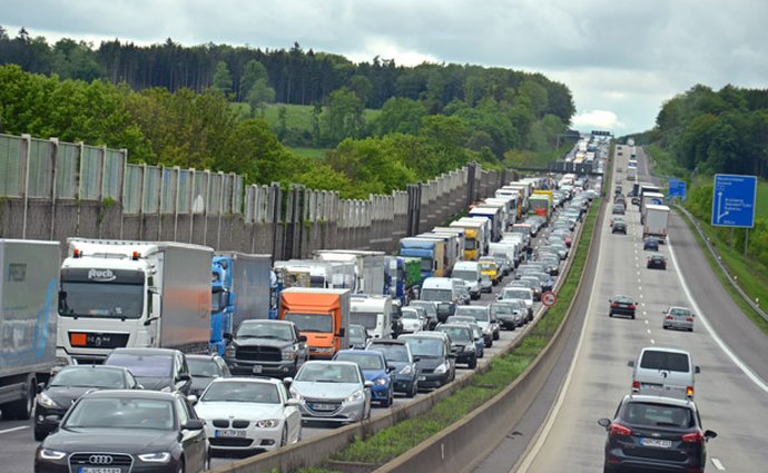 Rakousko chce, aby Brusel přezkoumal mýtné v Německu