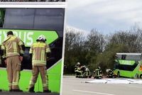 Tragédie na dálnici v Německu: Při nehodě dálkového autobusu zahynulo pět lidí!