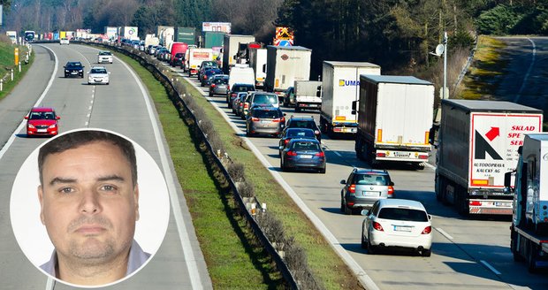 Poslanci odhlasovali zvýšení rychlosti na některých úsecích dálnic na 150 km/h. Co na to Petr Holec?