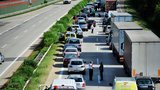 Dopravní podnik „láká“ lidi do MHD: Auta příliš zatěžují metropoli, říká technický ředitel