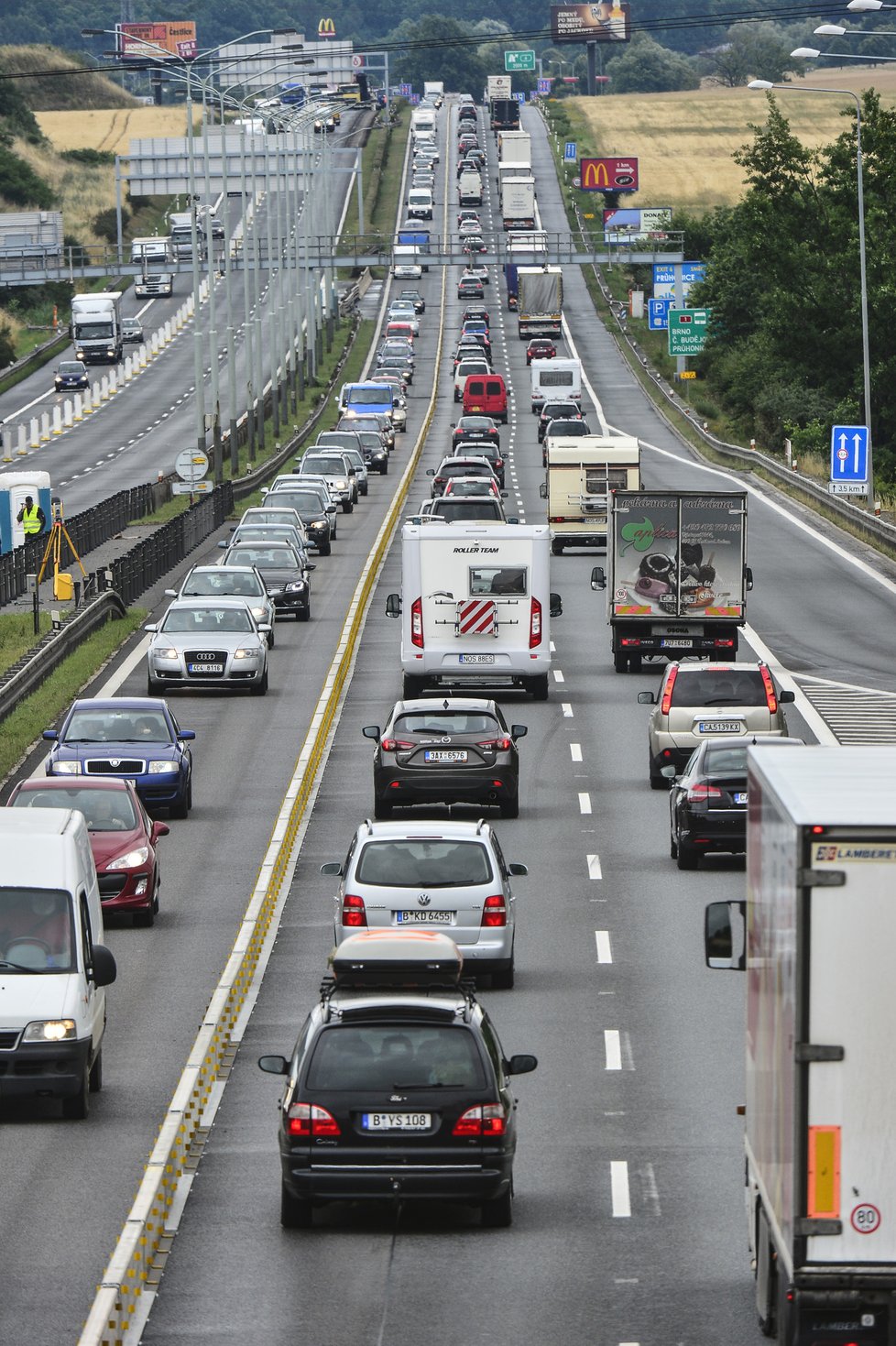 Česko je dlouhodobě kritizováno, že výstavba infrastruktury trvá.