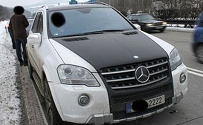 Trpišovský opět stíhán, Mercedes-Benz ML 63 AMG je na prodej