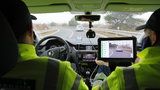 Elektronické dálniční známky: Jak to bude fungovat? Svištět po dálnici zadarmo bude riskantnější