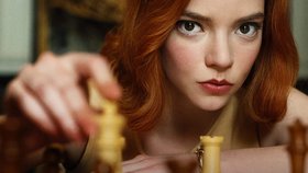 Dámský gambit: V 50. letech v sobě mladá dívka ze sirotčince objeví mimořádný šachový talent. Její překvapivou cestu ke slávě ale komplikuje boj se závislostí.