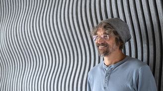 K rozumu jsem přišel až na prahu čtyřicítky, říká Dan Bárta. Jeho zásadní album Illustratosphere slaví 25 let K rozumu jsem přišel až na prahu čtyřicítky, říká Dan Bárta. Jeho zásadní album Illustratosphere slaví 25 let