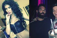 Boháč Dan Bilzerian poslal Lady Dee sladký vzkaz, v Praze pařil i s Kazmou