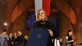 Státní vyznamenání 2025: Partnerka Dany Drábové Markéta (28.10.2025)