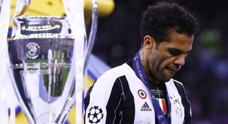 Dani Alves opouští Juventus, mohl by zamířit do Manchesteru City