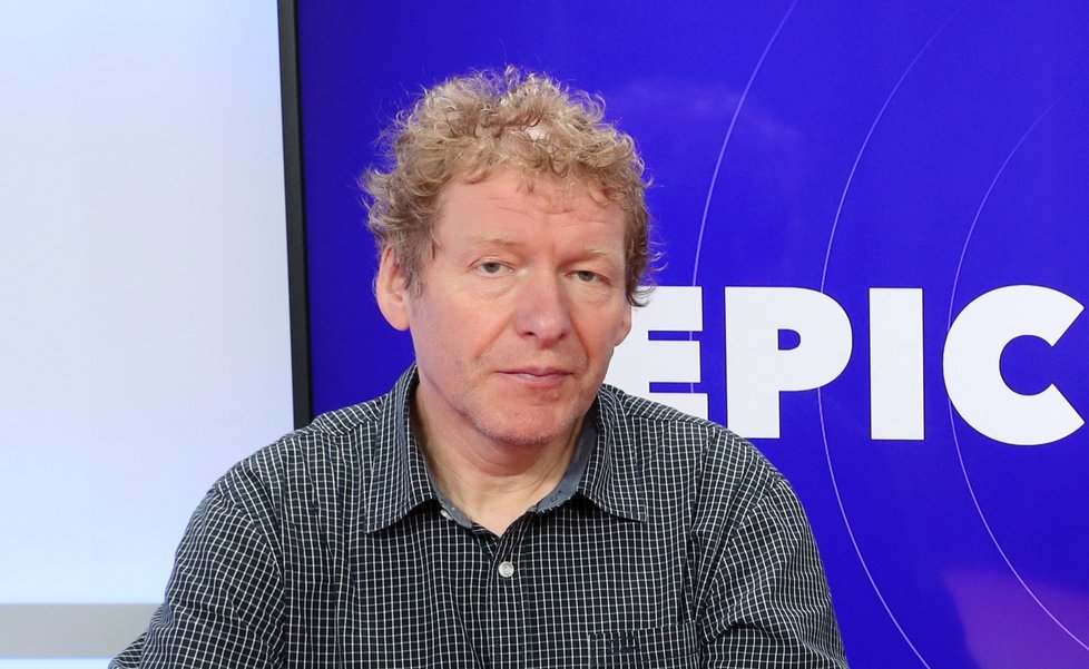Ve věku 59 let zemřel český novinář Daniel Anýž.