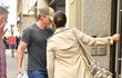 Daniel Craig a Rachel Weisz šli s novorozenou dcerou k dětskému lékaři