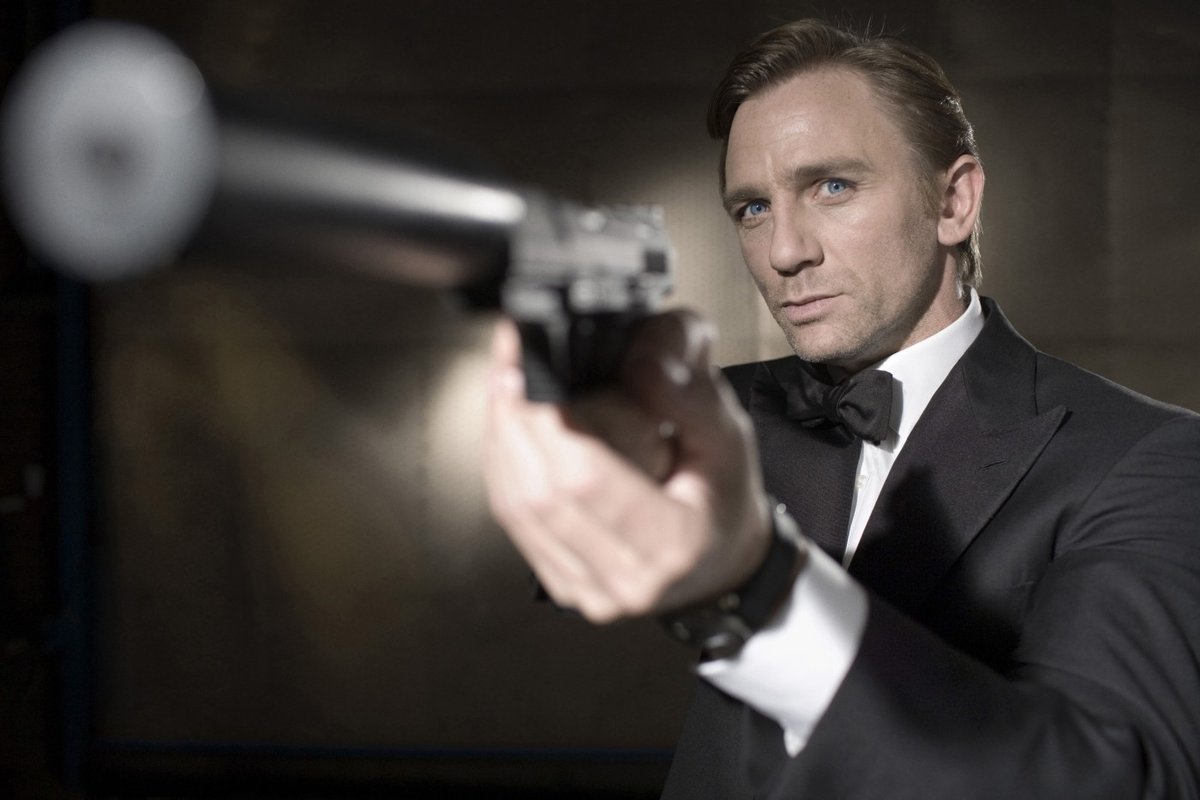 Daniel Craig