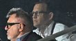 Majitel Sparty Daniel Křetínský sleduje z VIP boxu bitvu se Salzburgem. Majitel Sparty Daniel Křetínský sleduje z VIP boxu bitvu se Salzburgem.