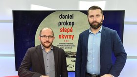 Sociolog Daniel Prokop byl hostem pořadu Epicentrum. Vpravo moderátor Jaroslav Šimáček