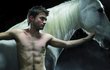 Daniel Radcliffe v divadelní hře Equus Daniel Radcliffe v divadelní hře Equus