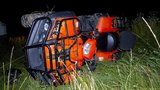 Na Blanensku se srazilo auto se čtyřkolkou: Pro dítě (6) musel vrtulník, řidič buginy byl opilý