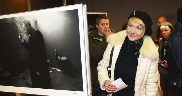 Danielu Kolářovou okouzlila na výstavě Antonína Kratochvíla fotografie Jeana Rena