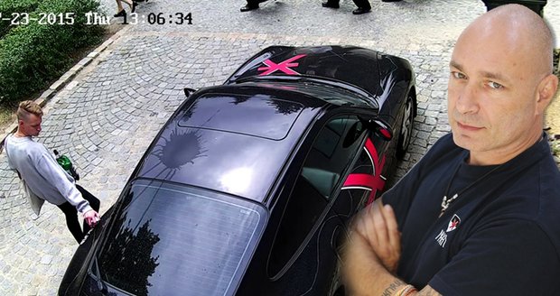 Neznámý vandal zničil auto zpěváka Daniela Landy.