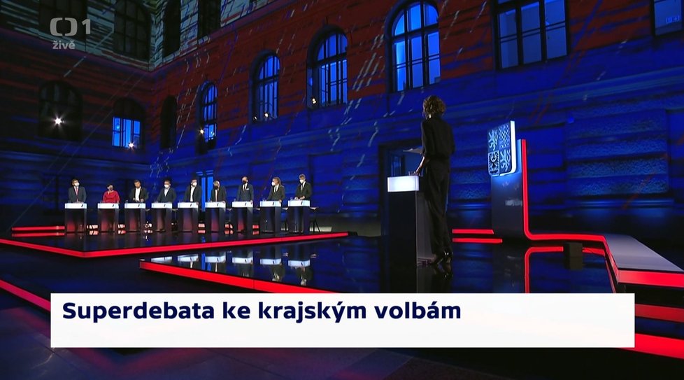 Předvolební superdebatu České televize moderovala Daniela Písařovicová.