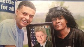 Danney Williams s matkou, která byla Clintonovou milenkou.